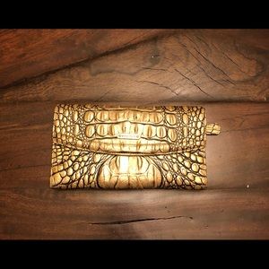 Brahmin wallet